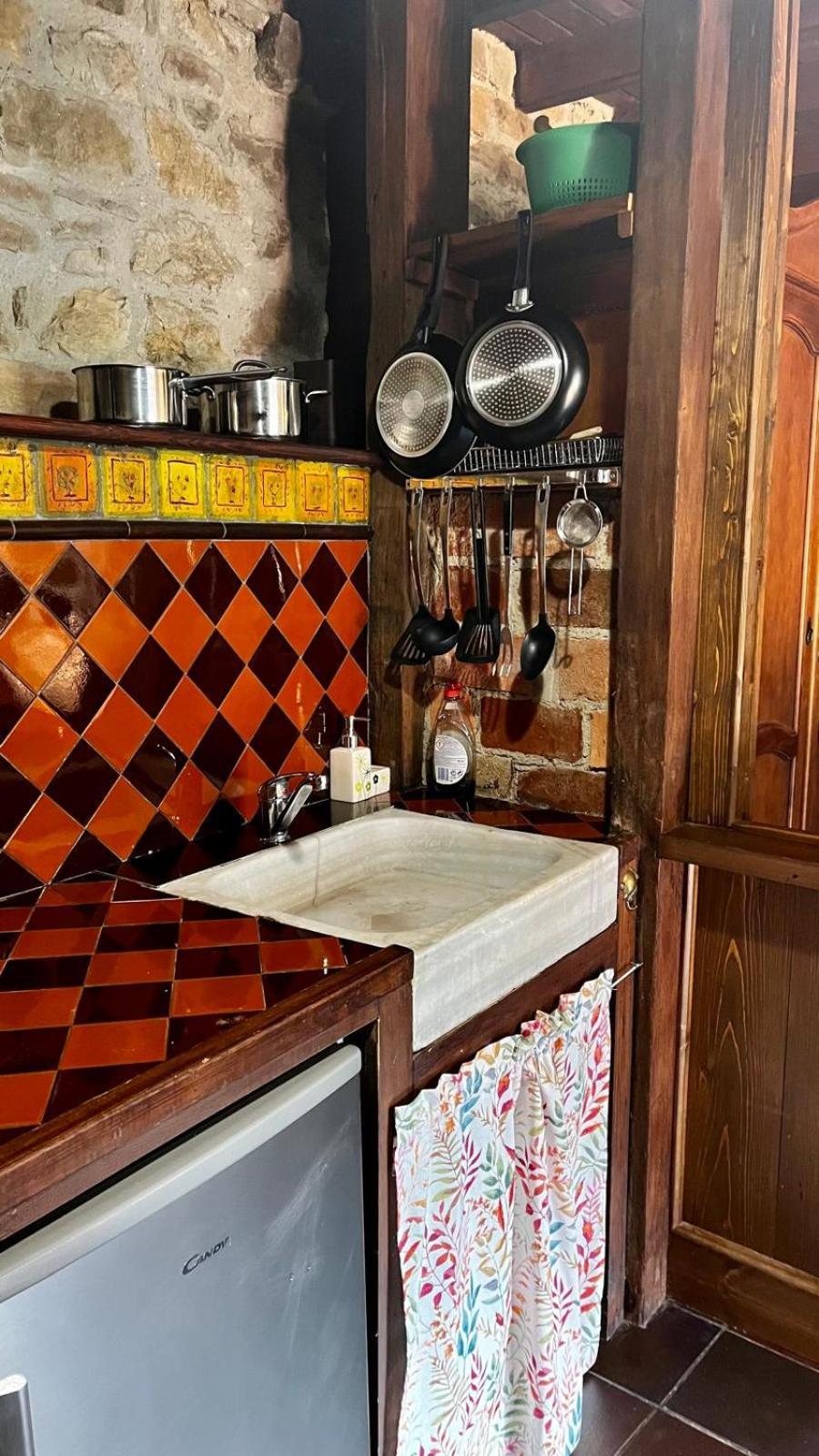 La Casa De * Tanes